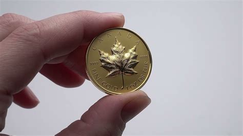 1 Oz Pure Gold Coin Ultra High Relief Gold Maple Leaf 2022 The