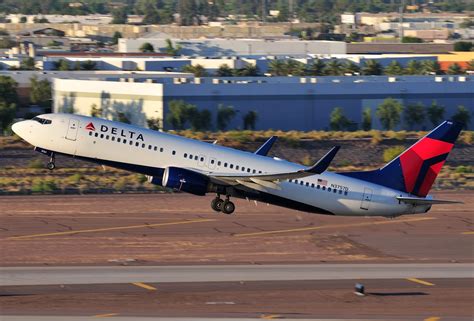 Delta Airlines Boeing 737 800 Sunset Takeoff Aircraft Wallpaper 3868