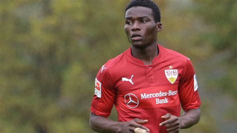 Вамангитука силас (wamangituka silas) футбол нападающий др конго 06.10.1999. VfB Stuttgart | Leihe Hans Nunoo Sarpei