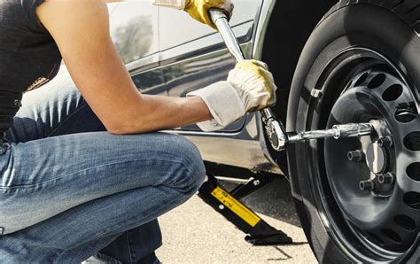 How To Change A Car Tire In Steps Cargurus