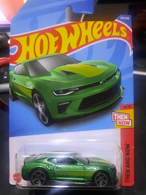 18 Camaro Ss Hot Wheels Hobbies And Toys Toys And Games On Carousell