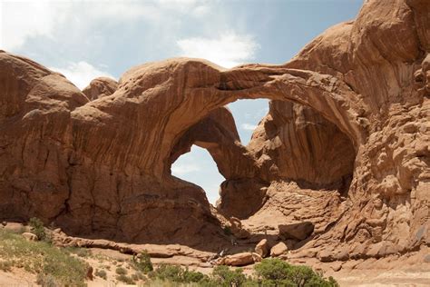Daredevils Swing From Utah Arches Has The Stunt Gone Too Far Nbc News