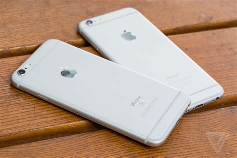 Apple Now Sells Refurbished Iphones The Verge