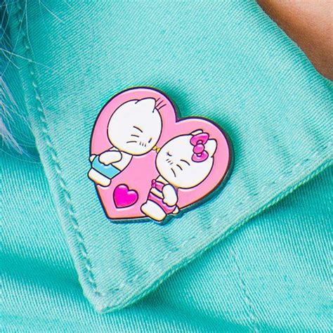 Hello Kitty Kissing Dear Daniel Enamel Pin Official Sanrio Licensed Product Lapel Pin Pin