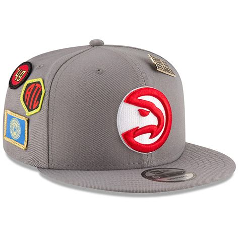 Show off your brand's personality with a custom hawk logo designed just for you by a professional designer. Atlanta Hawks Logos - National Basketball Association (NBA) - Chris Creamer's Sports Logos Page ...