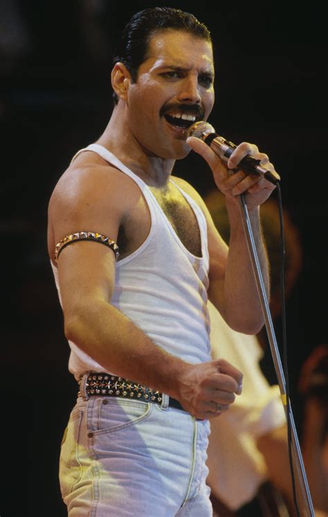 15 Facts About Freddie Mercurys Whirlwind Life And Career