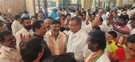 Karnataka Chief Minister Siddaramaiah And Deputy Cm Dk Shivakumar Swearing Ceremony In Bangalore
