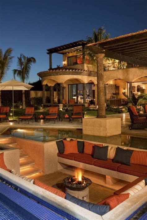 25 Traditional Exterior Design Ideas - Decoration Love