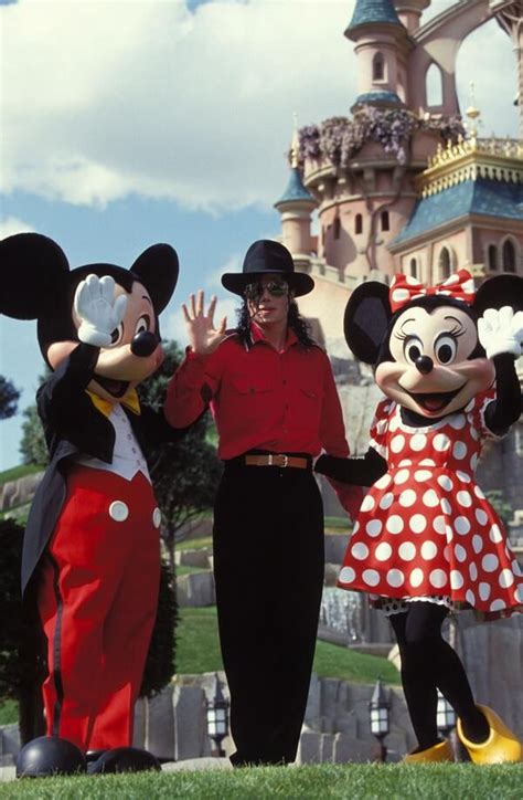 Michael Jackson With Mickey And Minnie Disney Photo 40912486 Fanpop