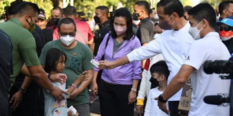 Momen Presiden Jalan Santai Di Lokasi Cfd Bersama Jan Ethes Klikers