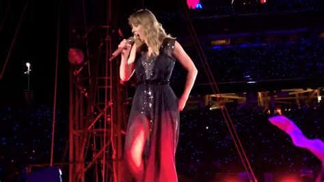 Taylor Swift Dress Live Reputation Live Stadium Tour Youtube