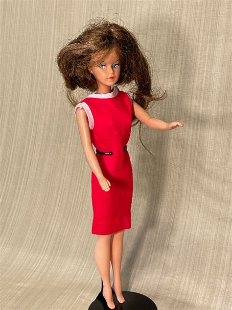 Vintage Tressy Doll Brunette By American Character 1963 In Red Dressのebay公認海外通販｜セカイモン