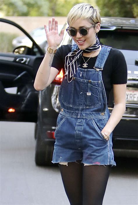 Miley Cyrus In Jeans 11 Gotceleb