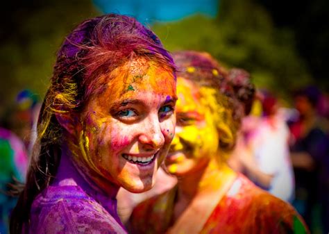 Holi 2021 Protect Your Hair With These Tips Dynamite News