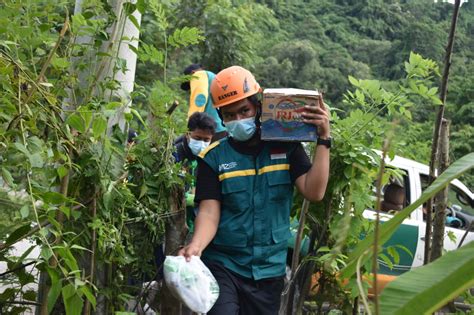 Kairatu adalah sebuah kecamatan di kabupaten seram bagian barat, maluku. Jauh dari Pusat Kota, 2 Desa Terdampak Gempa di Mamuju ...