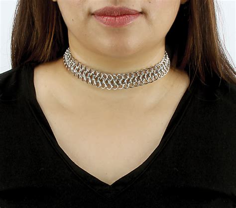 Chain Mail Necklace Sophisticated Style