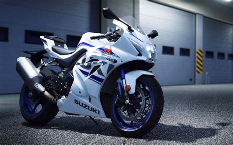 Best Looking Bike On The Grid Gsx R1000r Rmotorcycles