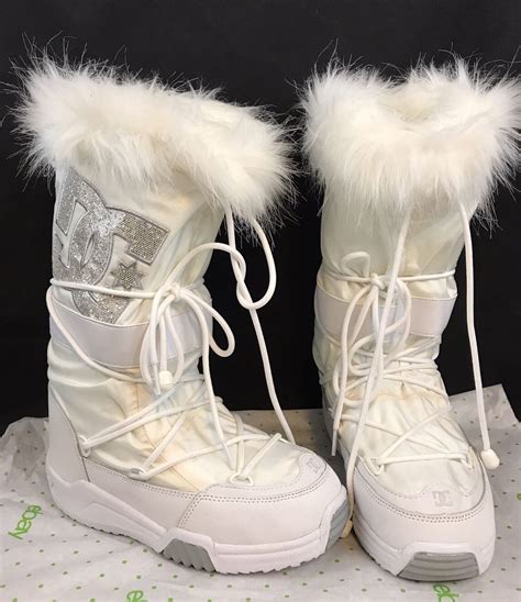 Women S Dc Chalet White Knee High Lace Up Faux Fur Boots Size 5 6 In Clothing Shoes