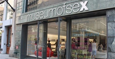 I Visited The Museum Of Sex While Pregnant Youbeauty