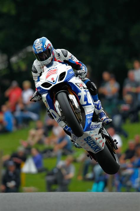 Peter hickman was declared the winner of the 2019 isle of man tt superbike race, but the event was prematurely halted due to an incident at snugborough. Isle of Man TT - Find Your Exit