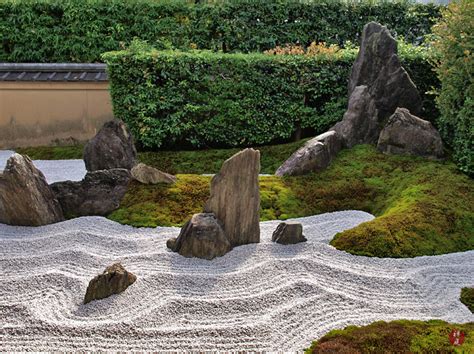 From The Garden Of Zen A Karesansui Garden In Daitoku Ji Kyoto