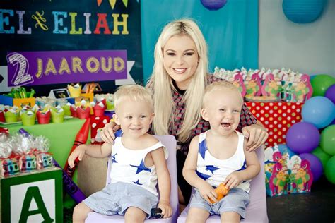 Fotos Derick En Karlien Hou Partytjie Vir Tweeling Maroela Media