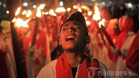 Masih Ingat Bacaan Takbir Pada Malam Takbiran Cek Lagi Lafaz Lengkap Arab Latin Dan Indonesia