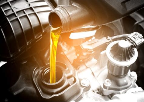 3 Reasons Why You Should Never Skip An Oil Change
