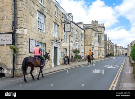 Horse Riders Riding Falcon Inn New Street Painswick Town Centre Hi Res