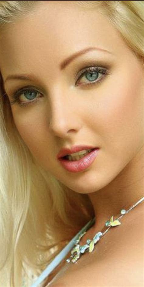 Pin by Lupe Montaño on Beautiful eyes Gorgeous blonde Most