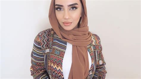 Hijabi Outfits Hijabi Girl Street Hijab Fashion Hijab Tutorial Huda