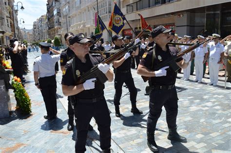 Una Historia De La Policía Nacional Homenaje A Los Policías Que