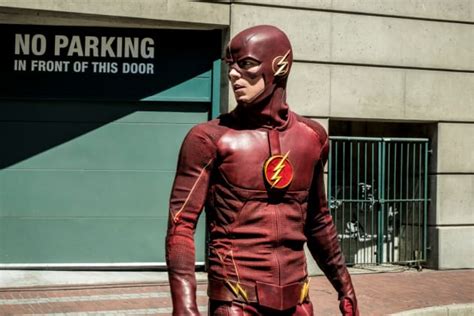 After being struck by lightning, barry allen wakes up from his coma to discover he's been given the power of super speed, becoming the flash, fighting crime in central city. The Flash Season 5 Episode 1 Review: Nora - TV Fanatic