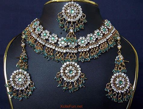 Bridal Wear Indian Heavy Jewelry In Multi Color