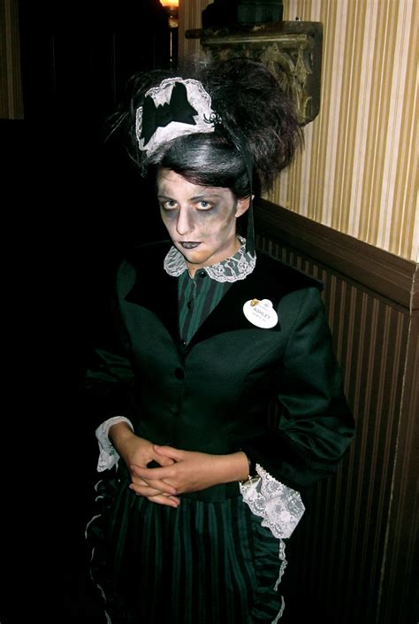 Haunted Mansion Maid Me Not So Scary Halloween Party Fall 2011 Haunted Mansion Costume