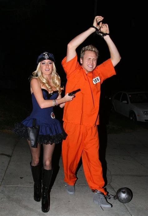 Best Crazy Halloween Couple Costume Ideas Flawssy Couple