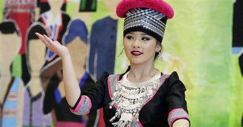 teens-celebrate-hmong-culture-with-pageant