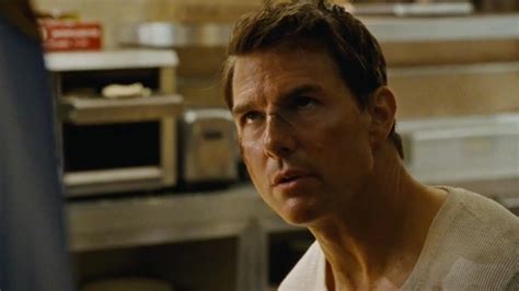Review Jack Reacher Never Go Back Is A Formulaic Action Thriller