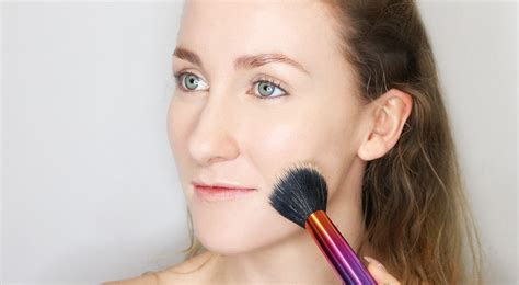 Blow Ltd How To Apply Foundation Makeup Hacks Tutorials Beauty Hacks