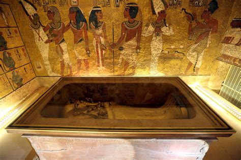 Experts Optimistic King Tuts Tomb May Conceal Egypts Lost Queen Nbc
