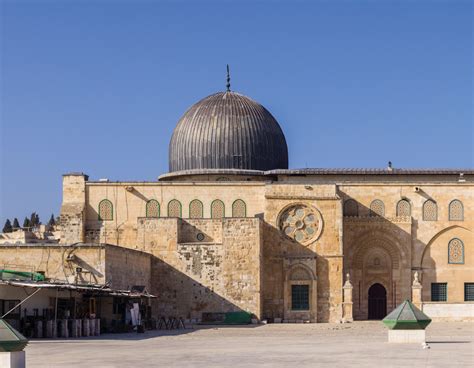 Floating stone in saudi arabia. Masjid Al-Aqsa Lighting Fund | Muslim Hands UK