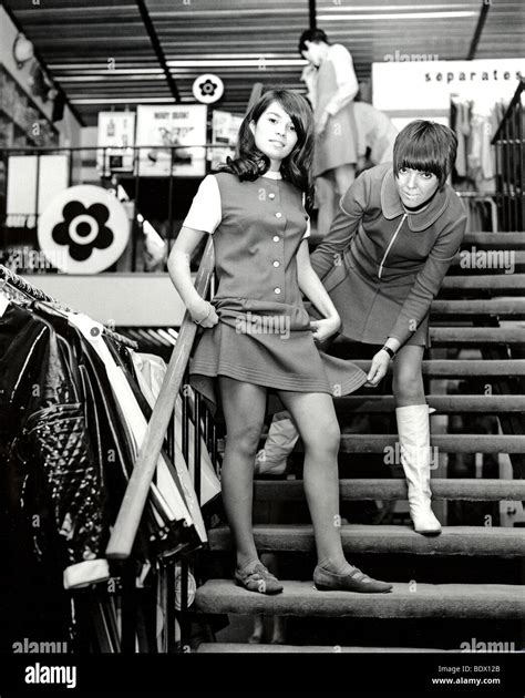 Mary Quant Uk Fashion Designer Bei Ihrer Knightsbridge Boutique