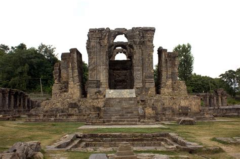 Burzahom, srinagar, jammu and kashmir. Okar Research: 'Sun Worship': Shambhala, Sham Ash, Bactria ...