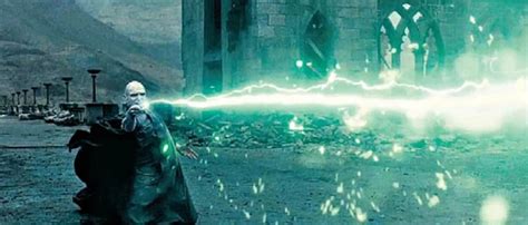 Image Dh Voldemort Vs Harry Final Duel 01 Harry Potter Wiki