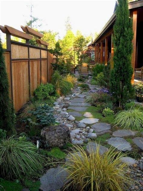 40 Beautiful Inspiring Desert Garden Design Ideas For Your Backyard