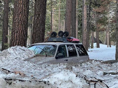 Photos Buried Cars In South Lake Tahoe Ca Are Starting To Reappear