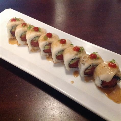Sugoi Sushi Has A Huge Variety Of Rolls Japanese Specialties In 2