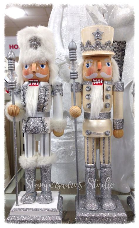 White & Champagne Colored Nutcrackers | Nutcracker christmas