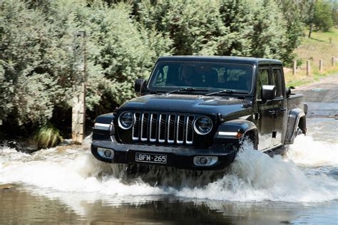 2021 Jeep Gladiator off-road review | CarExpert
