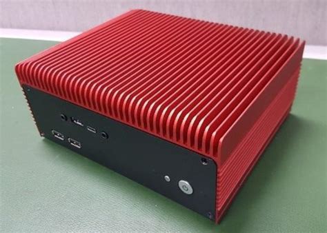 Impact Display Fanless Mini Pc With I9 9900t Geeky Gadgets
